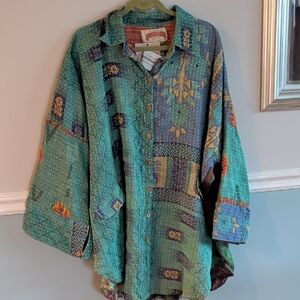 NwT Free To Be Long sleeve kantha bae
